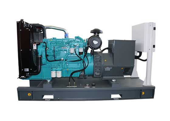 Дизельный генератор с водяным охлаждением Perkins открытого типа 138KVA 110KW